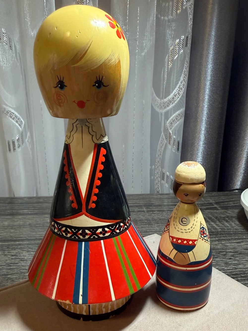 Vintage USSR Estonian Wooden Folk Art Dolls Lot Of 2 Salvo Tallinn Signed Labels